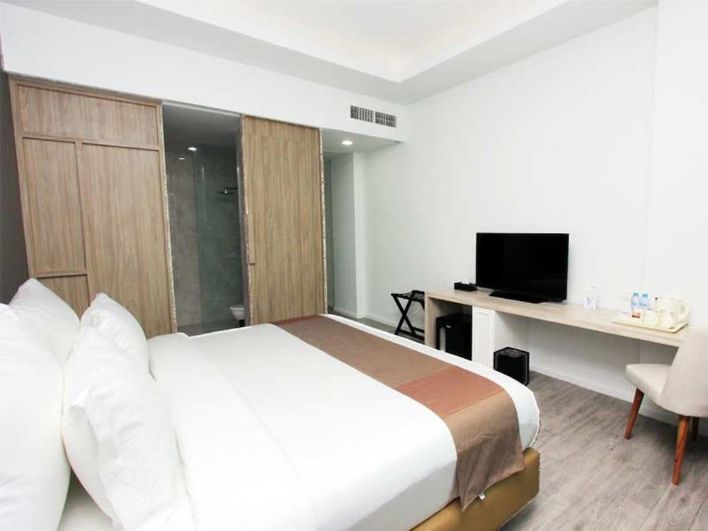 Sparks Life Jakarta, Artotel Curated Экстерьер фото