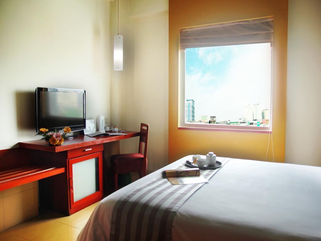 Sparks Life Jakarta, Artotel Curated Экстерьер фото